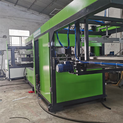 33KW প্লাস্টিক ভ্যাকুয়াম গঠনের মেশিন 2.2KW ভ্যাকুয়াম পাম্প শক্তি