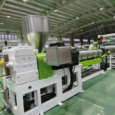 ব্যবহৃত প্লাস্টিক শীট এক্সট্রুডার 150mm একক স্ক্রু এক্সট্রুশন শীট মেশিন